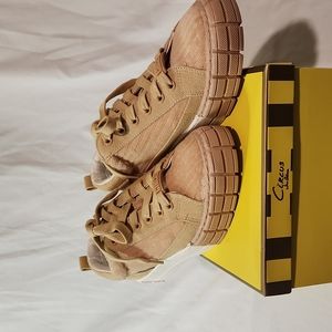 Circus tan corduroy sneakers